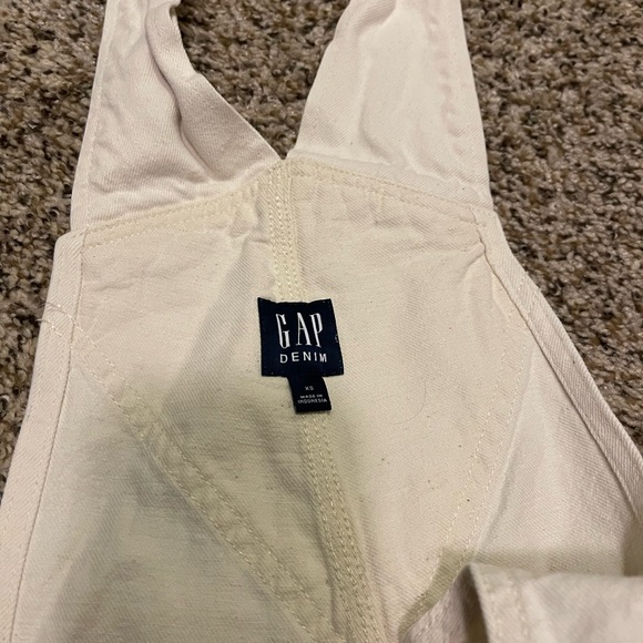 Gap overalls - Picture 7 of 8